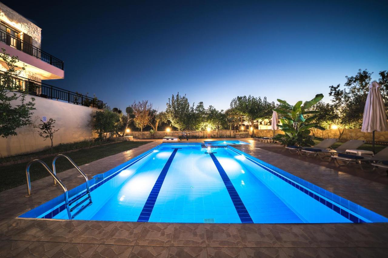 Villas Louloudaki Loutra  ภายนอก รูปภาพ