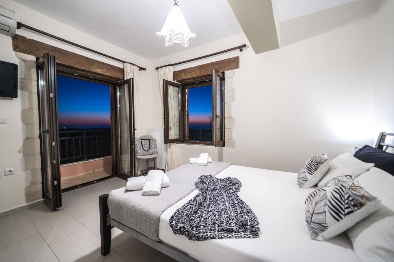 Villas Louloudaki Loutra  ภายนอก รูปภาพ