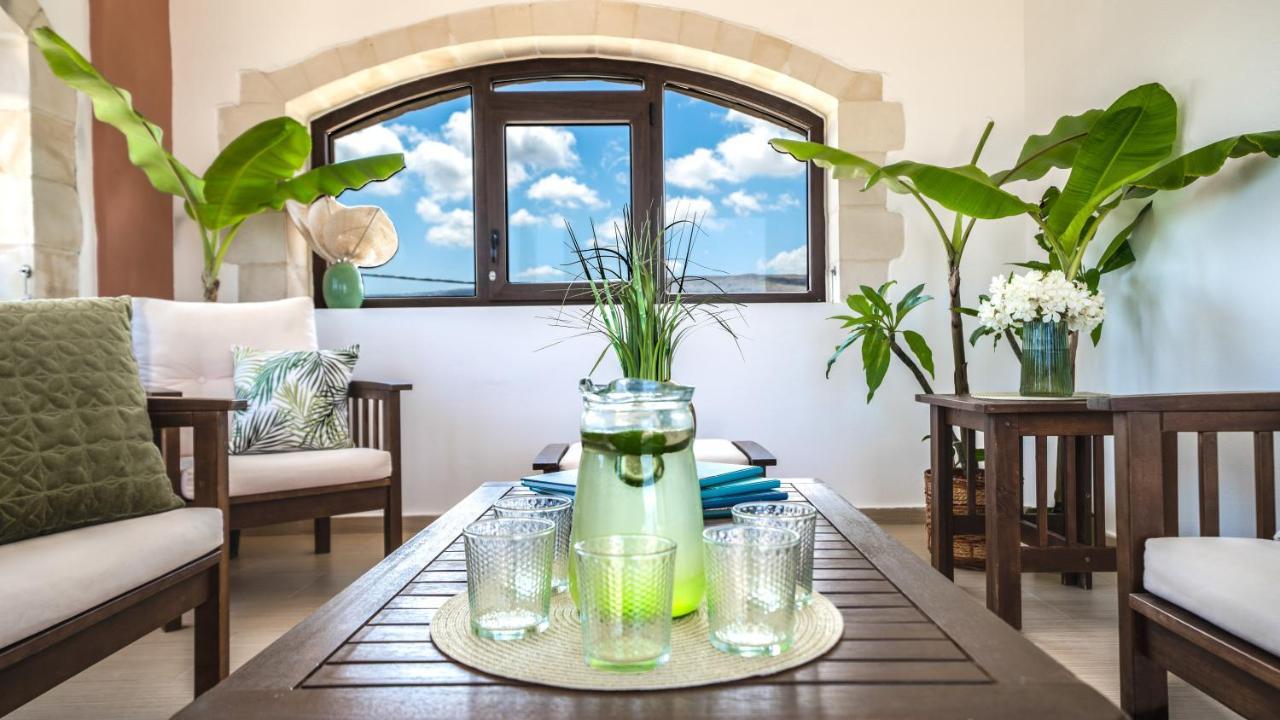 Villas Louloudaki Loutra  ภายนอก รูปภาพ